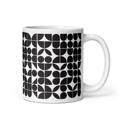 Mauderno Lens ceramic coffee mug - 11 oz - handle on right
