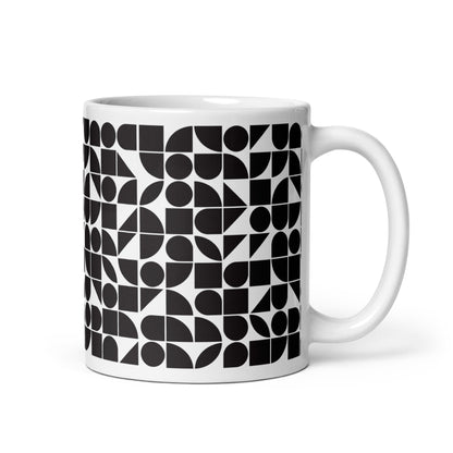Mauderno Shard ceramic coffee mug - 11 oz - handle on right