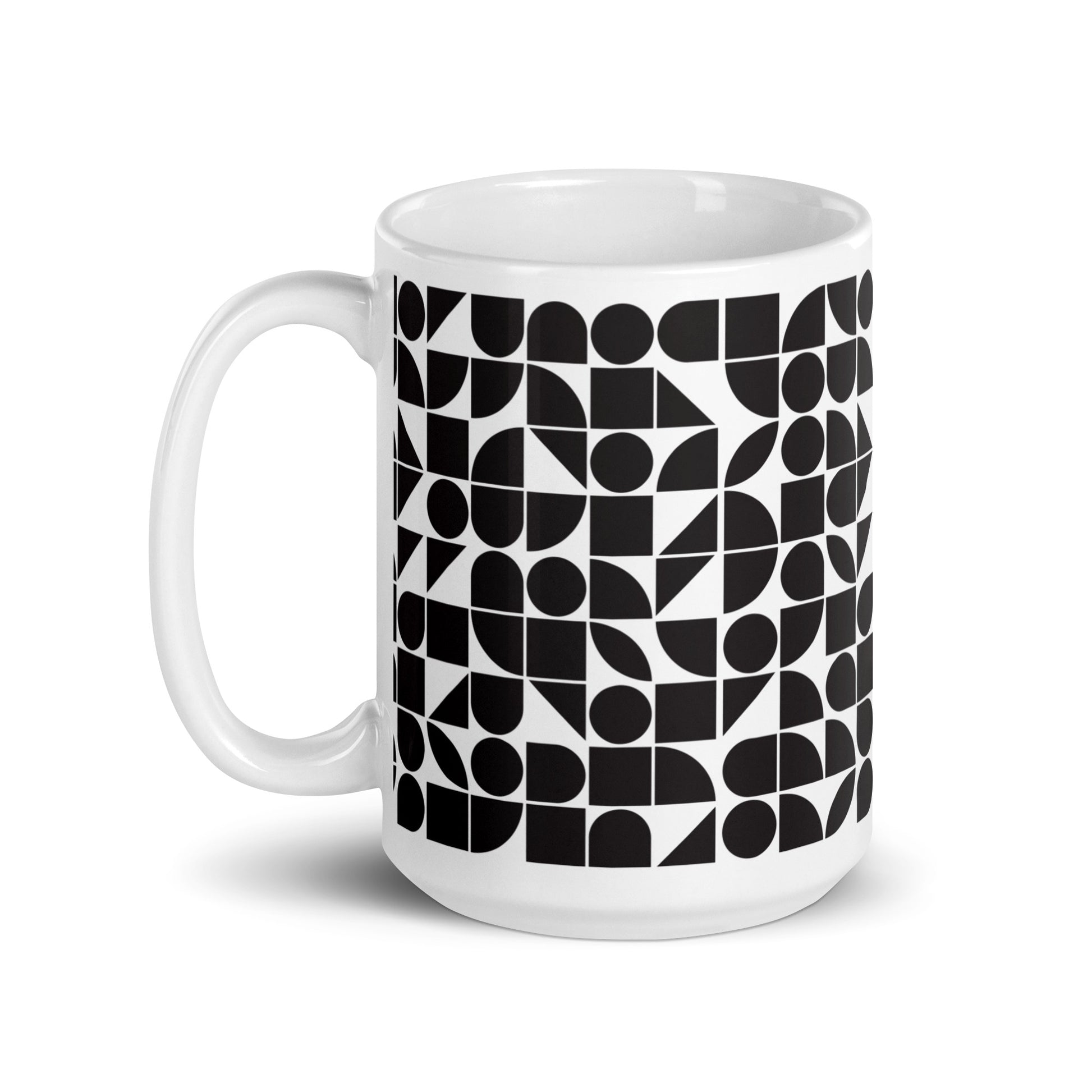 Mauderno Shard ceramic coffee mug - 15 oz - handle on left